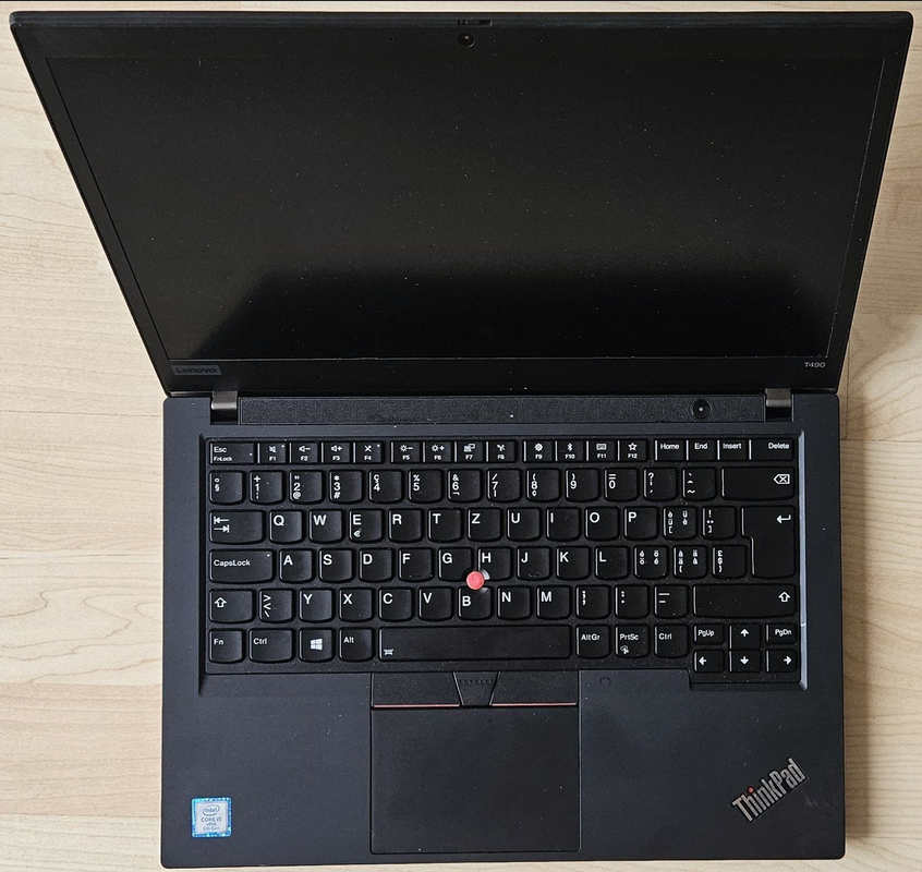 Lenovo ThinkPad T490 con Linux Mint